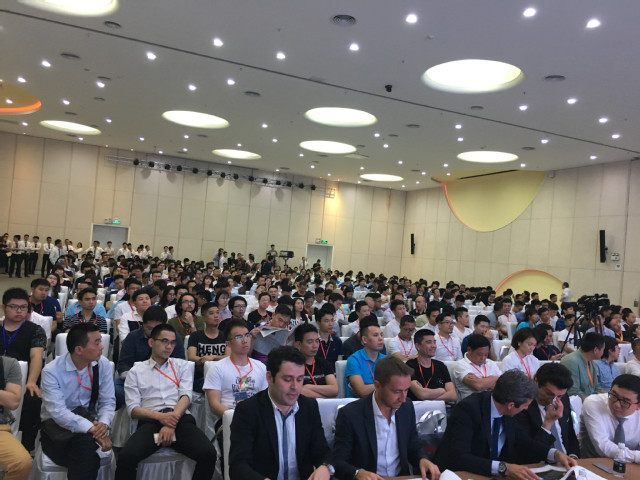 劍指中國創(chuàng)造偉大夢想， 博德瓷磚承辦D2高峰論壇隆重召開