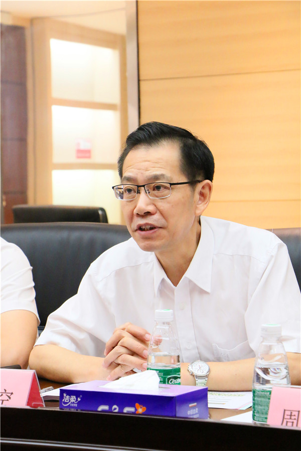 廣東博德精工建材有限公司總經(jīng)理助理、公共關(guān)系知識產(chǎn)權(quán)部總監(jiān)覃空.jpg